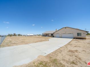 11635 Lebec Rd, Phelan, CA 92371