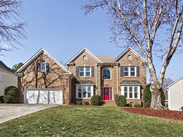 6520 Red Maple Dr, Charlotte, NC 28277