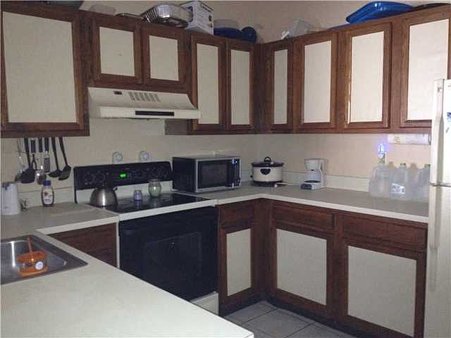 2nd image of 8610 SW 14th Ct