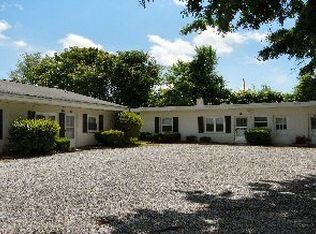 22 Friendway Cir APT 4, Greensboro, NC 27409