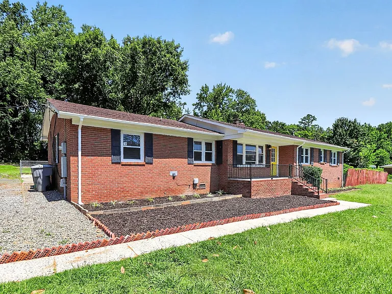 6901 Ridge Lane Rd — Photo 40