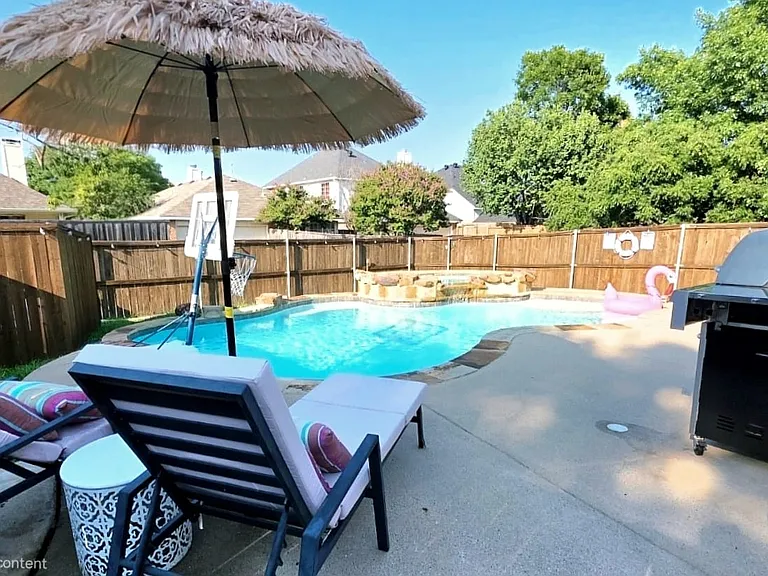 1531 Home Park Dr — Photo 7