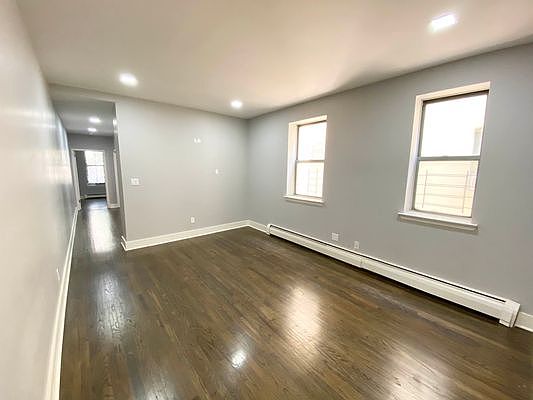 4th image of 222 W 140th St #4A