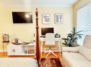 2215 Eastlake Ave E #109, Seattle, WA 98102