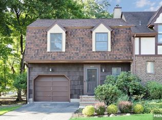 130 Kinderkamack Road #E, Montvale, NJ 07645