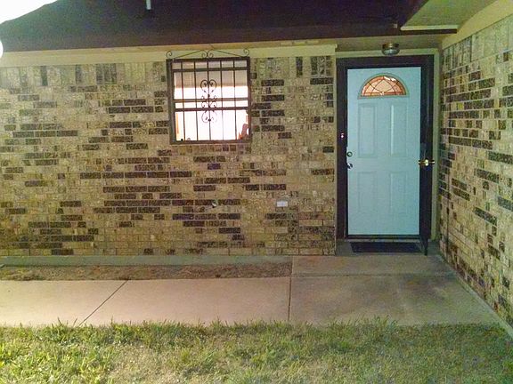 3rd image of 2105 El Dorado Dr