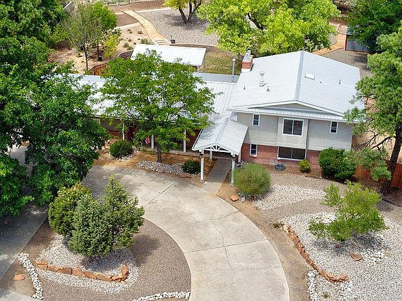 4th image of 4935 Fairfax Dr NW
