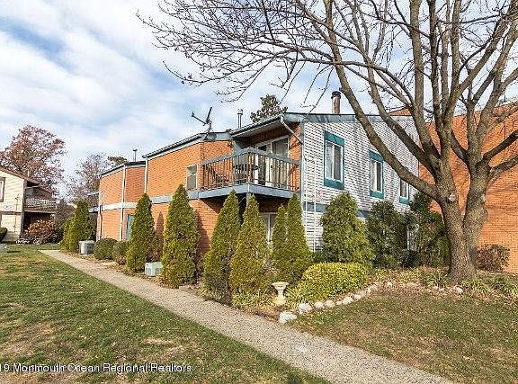 4th image of 129 Northrup Drive #111