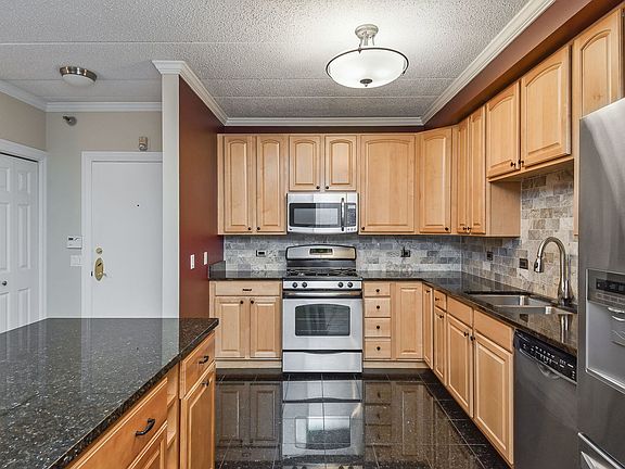 5th image of 111 N Wheaton Ave Unit 206
