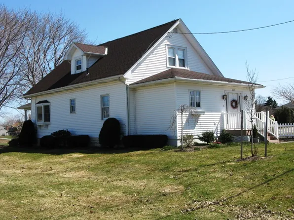 5323 Millfair Rd, Fairview, PA 16415