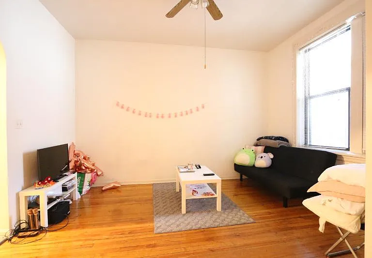 1353 W Taylor St #1R — Photo 3