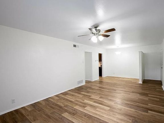 3rd image of 111 Siesta Ln #4ccfd4974