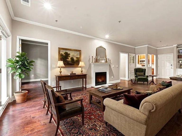 2865 Lenox Rd NE #210 — Photo 3