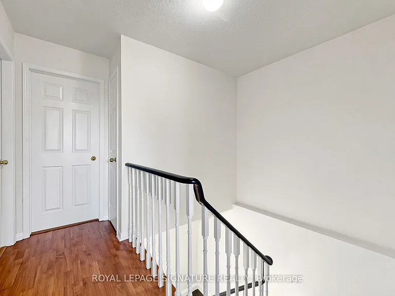 1634 Fairfield Cres #MAIN — Photo 15
