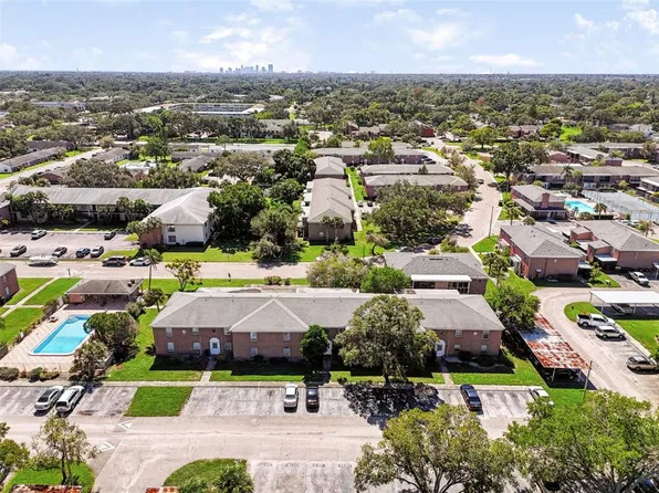 1124 85TH TERRACE N #D, ST PETERSBURG, FL 33702