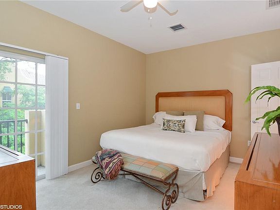 5th image of 2544 SW 14th Ave APT 104