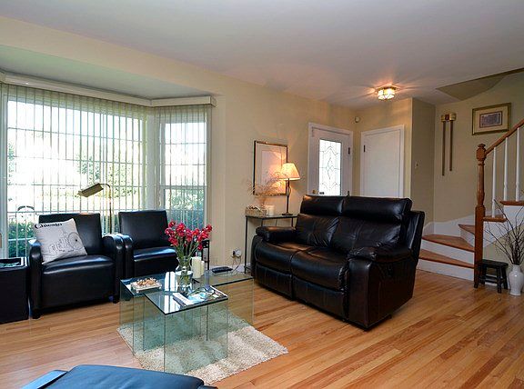 3rd image of 713 S Dunton Ave