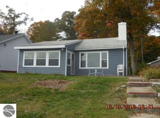 2141 Douglas Dr, Tawas City, MI 48763