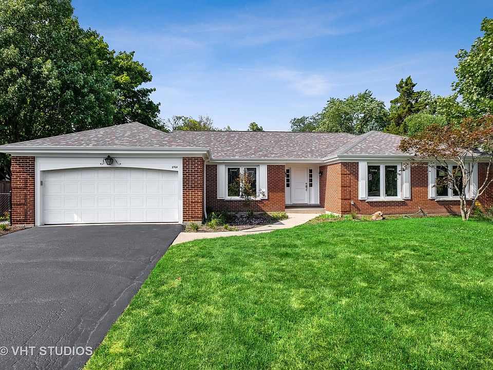 1st image of 2928 White Pine Dr
