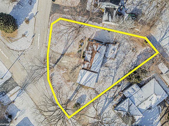2nd image of 35049 N Edgewater Ln