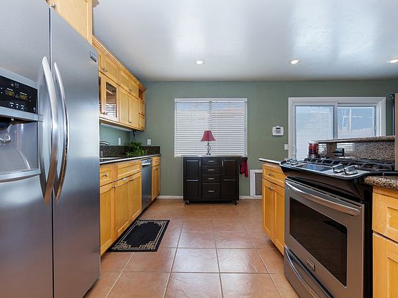 2nd image of 1238 N Citrus Ave APT 4