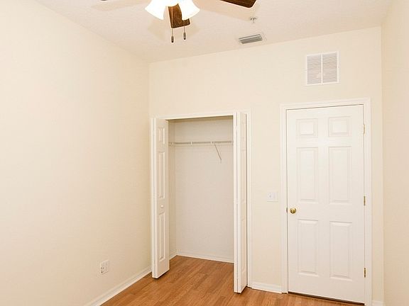 4th image of 3998 Deberry Dr #1