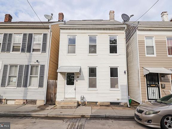 2nd image of 47 N Franklin St