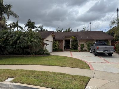 865 Loma Cir, Costa Mesa, CA, 92626