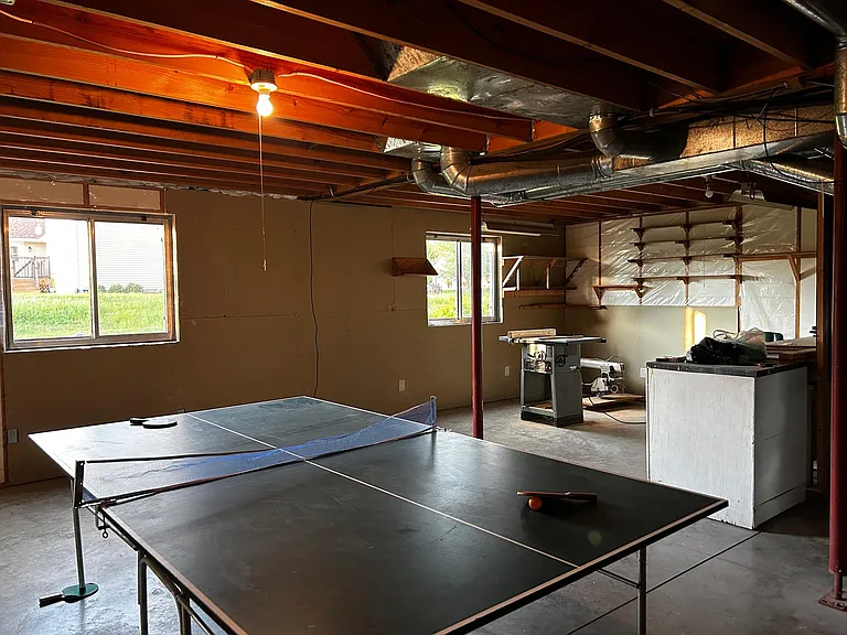 655 Grand Ct — Photo 19