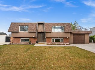 959 E Violet Dr, Sandy, UT 84094