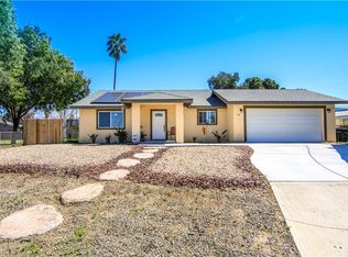 332 S Weston Pl, Hemet, CA 92543