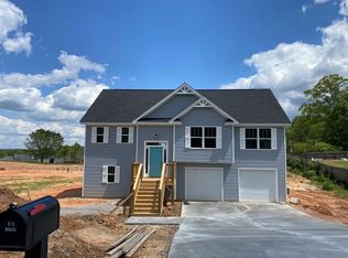 154 Grizzly Trl, Carrollton, GA 30117