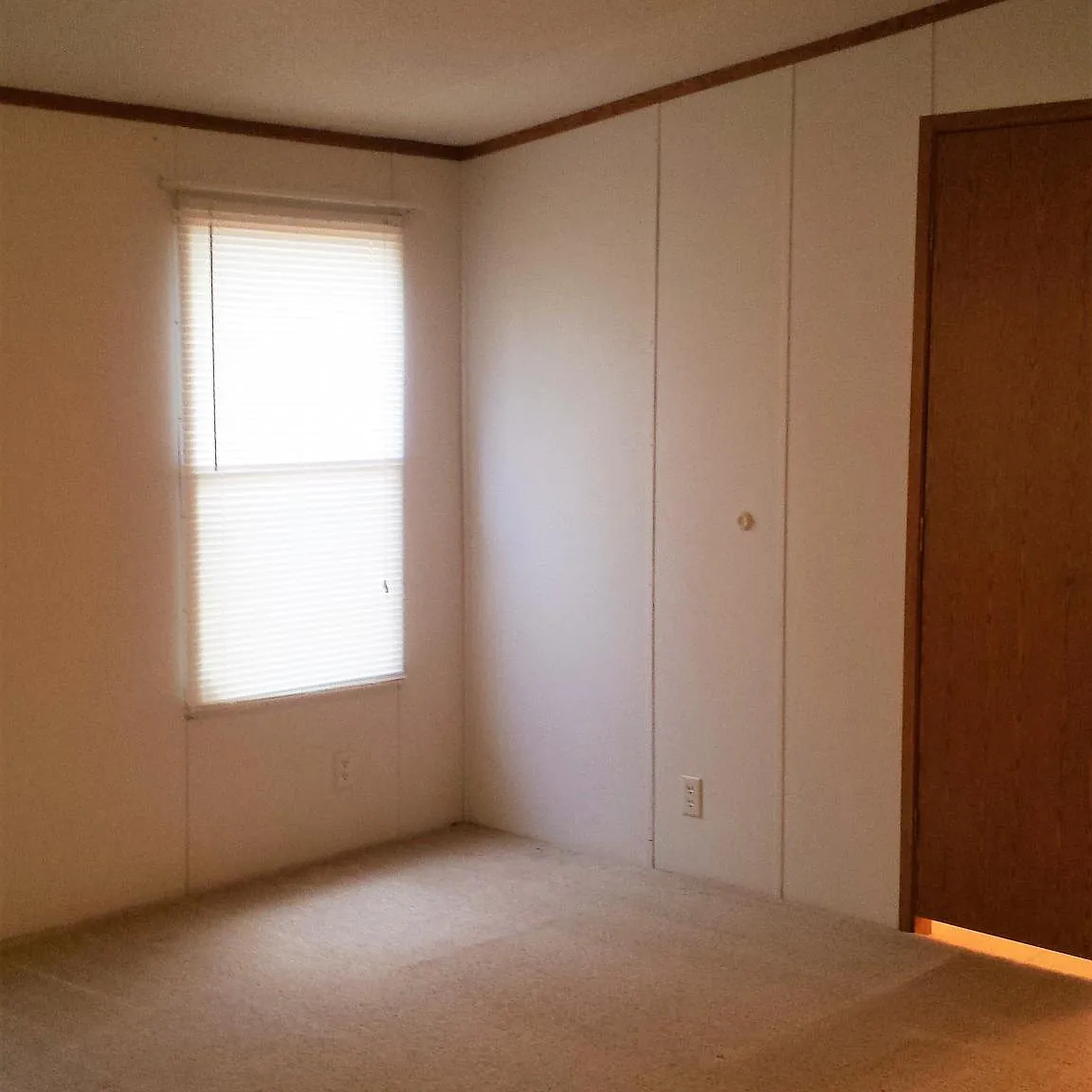3 bed, 1328 sqft, $1,000 — Photo 4