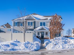 274 Brassy Minnow Cres, Ottawa, ON K2J 6J9