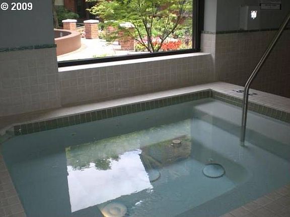 Jacuzzi