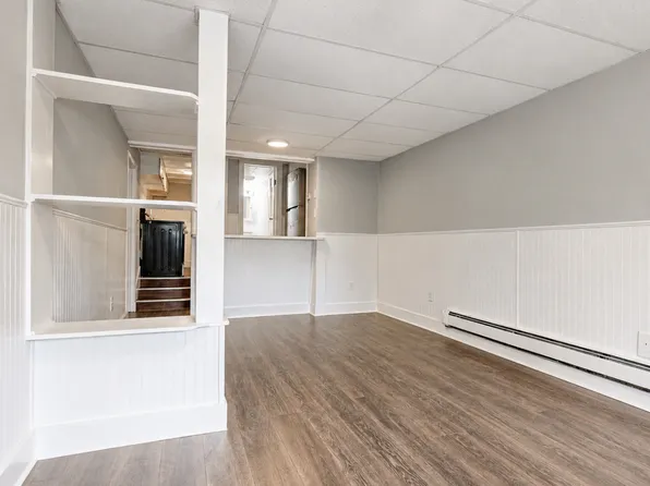 40 Court St APT 1, Bath, ME 04530