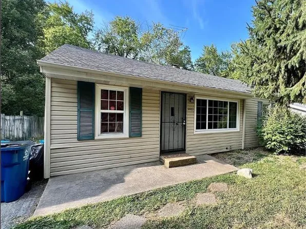 146 Flora Dr, Saint Louis, MO 63135