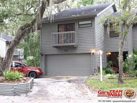 2nd image of 2004 Arbor Dr