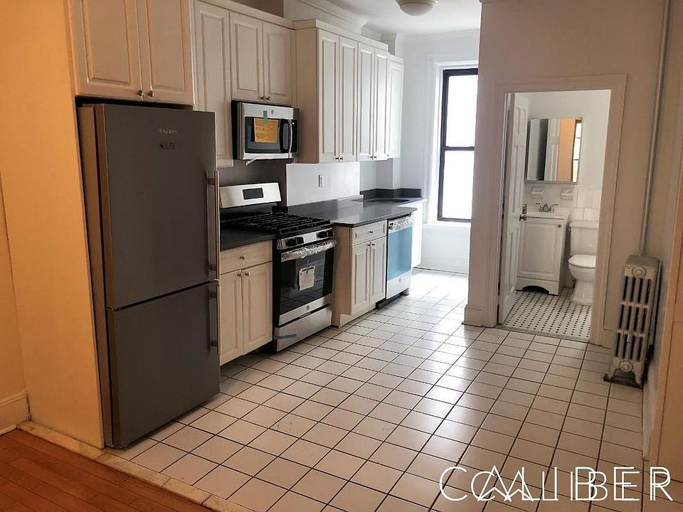1st image of 1631 2nd Ave APT 3S