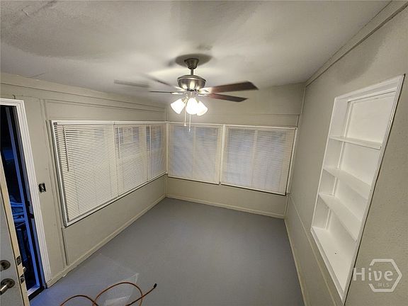 3rd image of 109 Hibiscus Ave