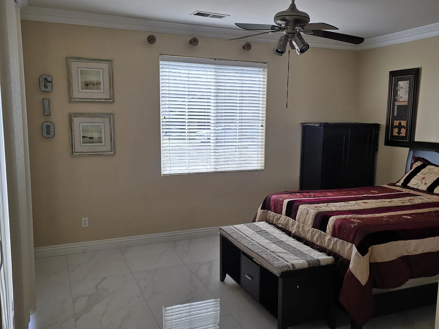 4 bed, 2.5 bath, 2659 sqft, $850 — Photo 4