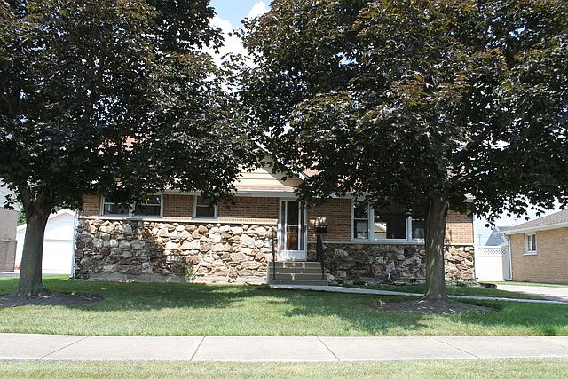 1st image of 50 Franklin Dr