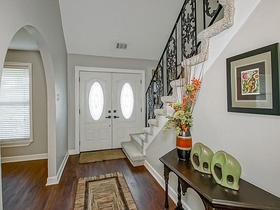 5th image of 54 Monterrey Ave