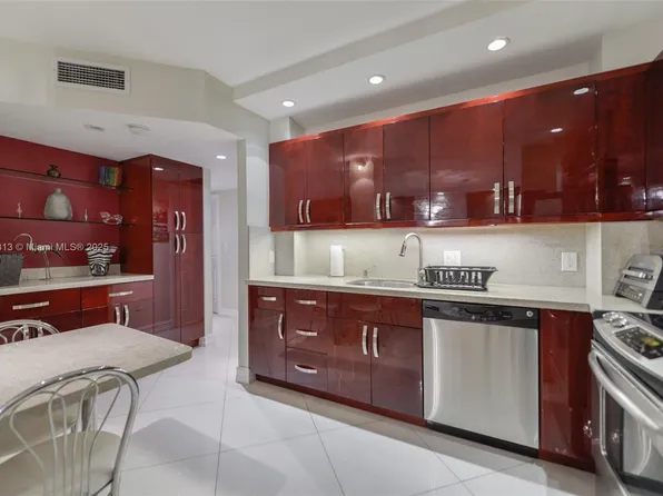 1950 S Ocean Dr APT 5G, Hallandale, FL 33009