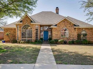 1513 Bentwood Dr, Iowa Park, TX 76367