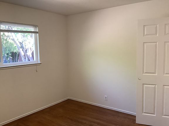 4th image of 1041 Madison Ave #1041