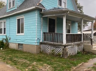 1007 N 6th St, Champaign, IL 61820