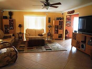 3rd image of 215 Trinidad Dr