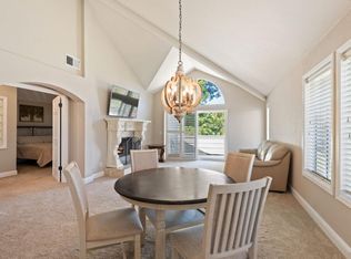 2121 Stonefield Ln, Santa Rosa, CA 95403