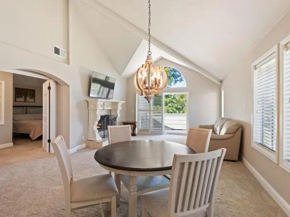 2121 Stonefield Lane, Santa Rosa, CA 95403